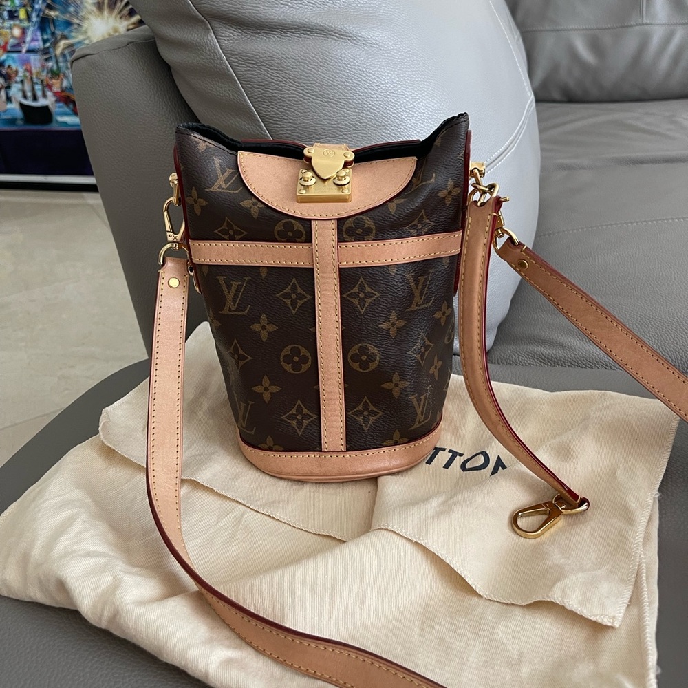 LOUIS VUITTON Monogram Canvas Duffle Bucket Bag